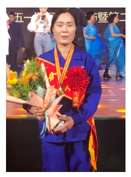 20年匠心守護(hù) | 牛艷麗：用雙手托起千萬(wàn)家的幸福，以真心書(shū)寫家政人的芳華~